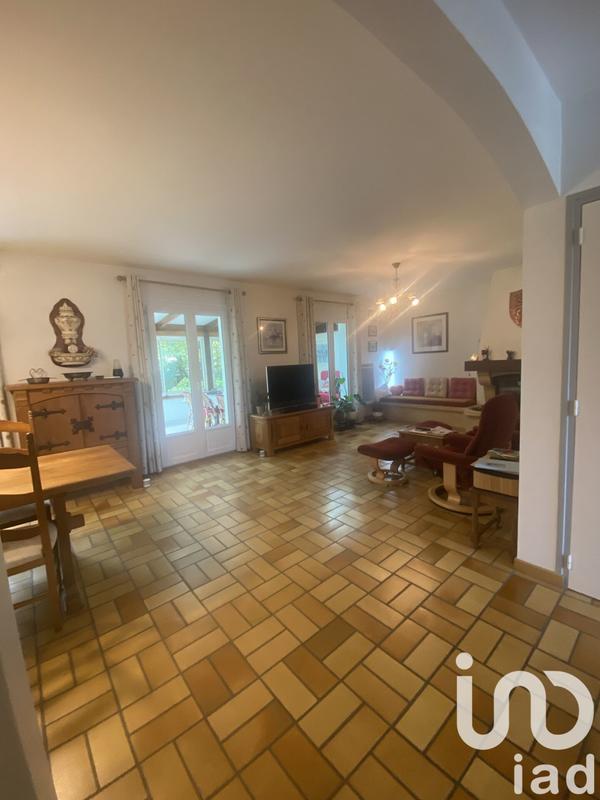 Maison - 137 m² - 6 pièces