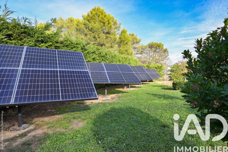 Maison - 180 m² - 8 pièces