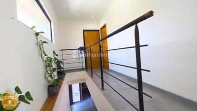 Maison - 156 m² - 6 pièces