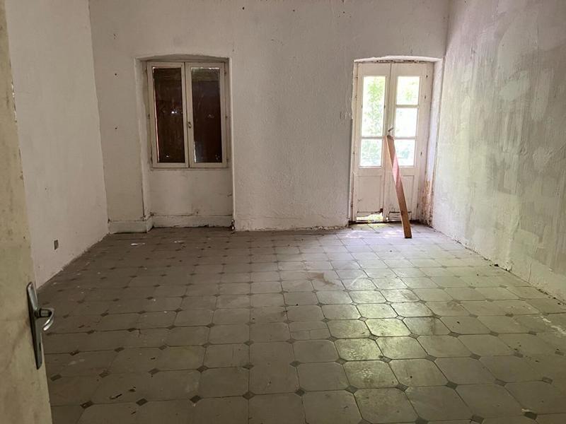 Immeuble - 1 500 m² - 30 pièces