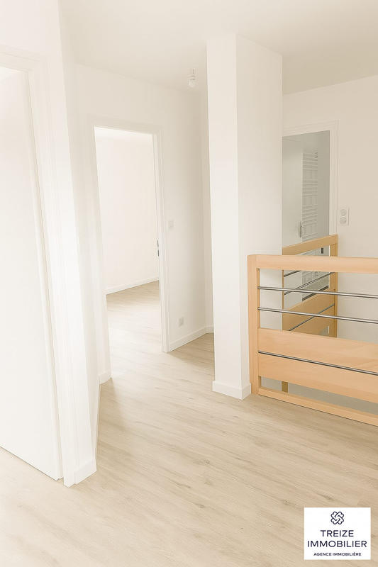 Maison contemporaine - 99 m² - 4 pièces