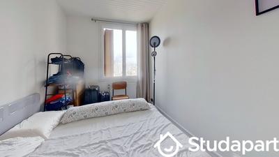 Chambre - 63 m² - 1 pièce