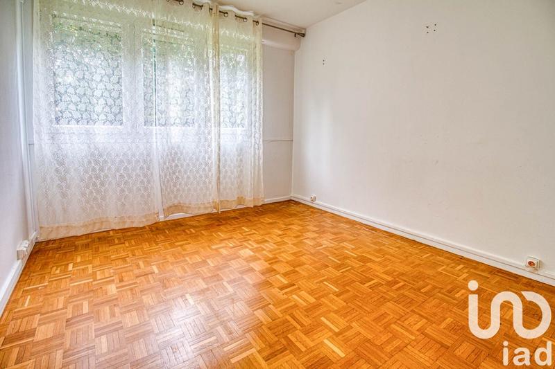 Appartement - 93 m² - 5 pièces