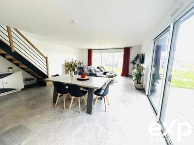 Maison - 147 m² - 6 pièces