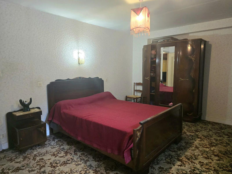 Maison - 322 m² - 11 pièces