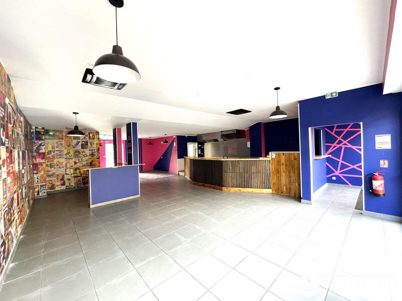 Local commercial - 119 m²
