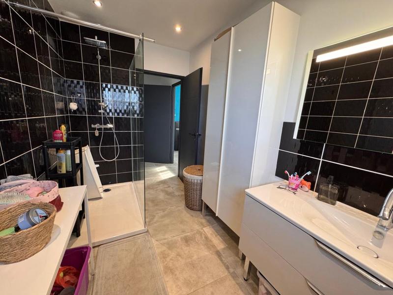 Maison - 122 m² - 5 pièces