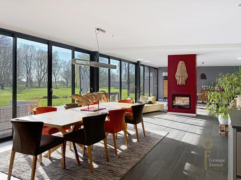 Maison - 359 m² - 7 pièces