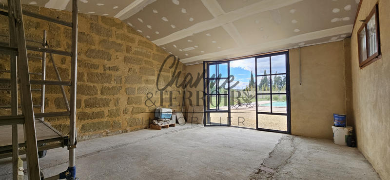 Mas - 192 m² - 7 pièces