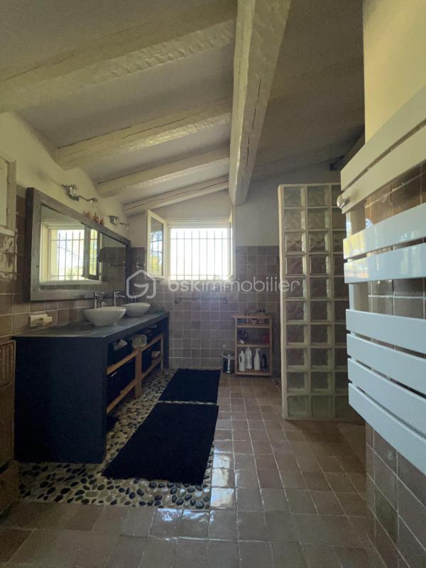 Villa - 186 m² - 6 pièces