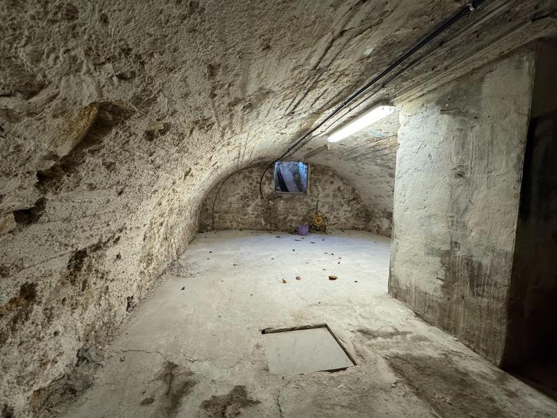 Propriété - 550 m² - 15 pièces