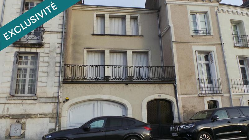 Maison de maîtres - 256 m² - 7 pièces