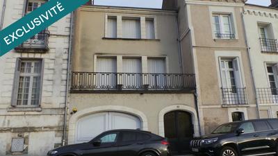 Maison de maîtres - 256 m² - 7 pièces