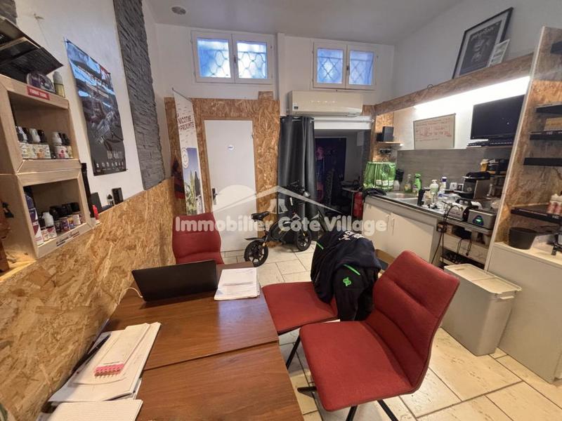 Fonds de commerce - Local commercial - 90 m²