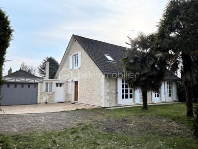 Maison - 175 m² - 6 pièces