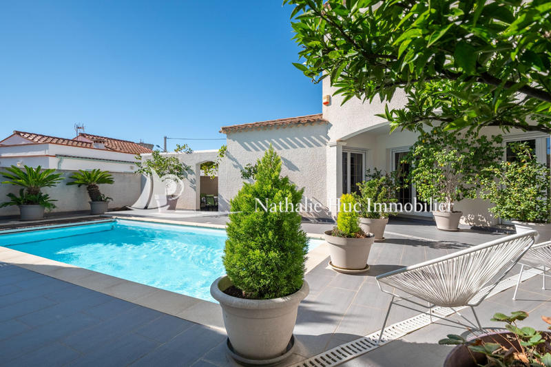 Maison - 204 m² - 7 pièces