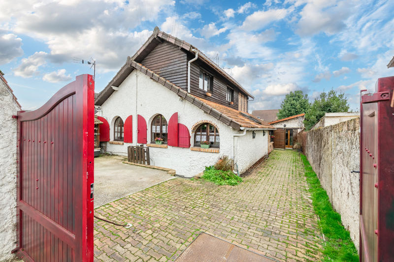 Maison - 112 m² - 5 pièces