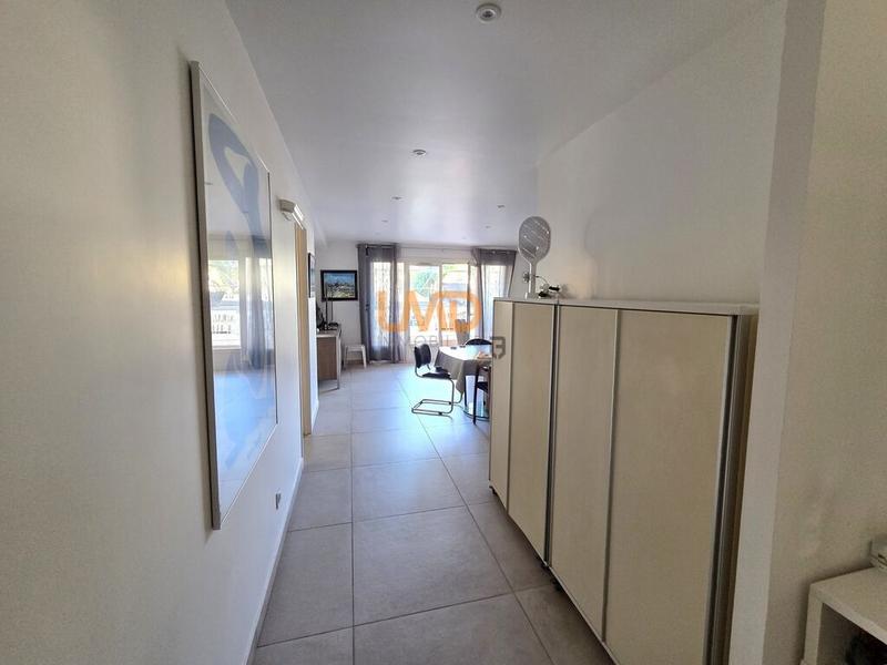 Appartement - 77 m² - 4 pièces