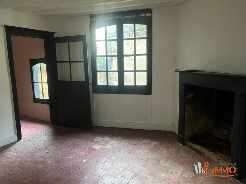 Maison - 220 m² - 9 pièces