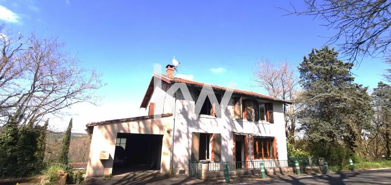 Maison - 130 m² - 7 pièces