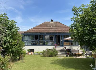 Maison - 169 m² - 7 pièces