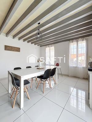 Maison de village - 245 m² - 6 pièces