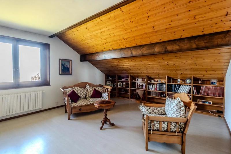 Demeure - 300 m² - 8 pièces