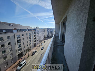 Appartement - 100 m² - 4 pièces