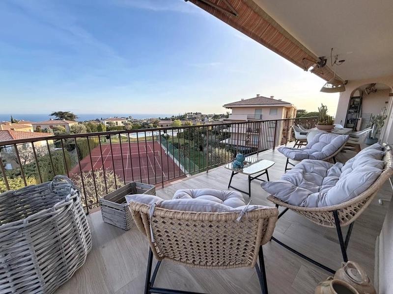 Appartement - 141 m² - 5 pièces