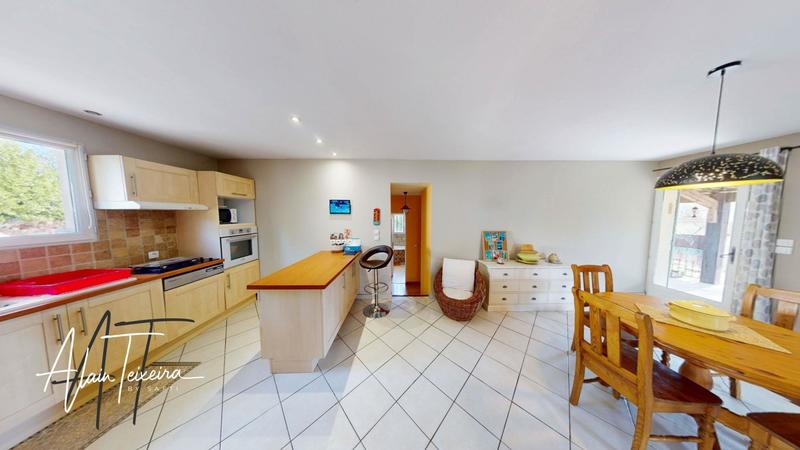 Maison - 82 m² - 4 pièces