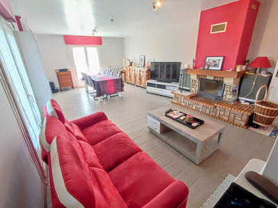 Maison - 114 m² - 11 pièces