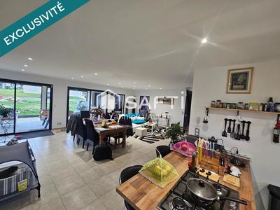 Maison - 160 m² - 4 pièces