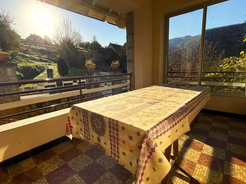 Maison - 212 m² - 8 pièces