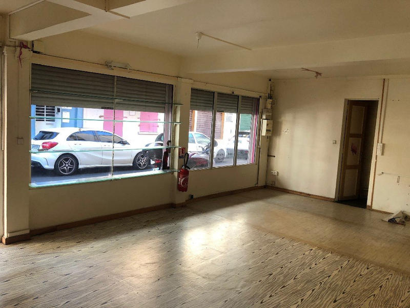 Local commercial - 43 m² - 1 pièce