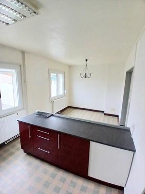 Maison - 73 m² - 5 pièces