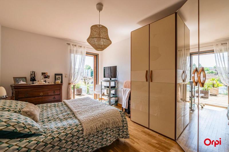 Appartement - 100 m² - 3 pièces