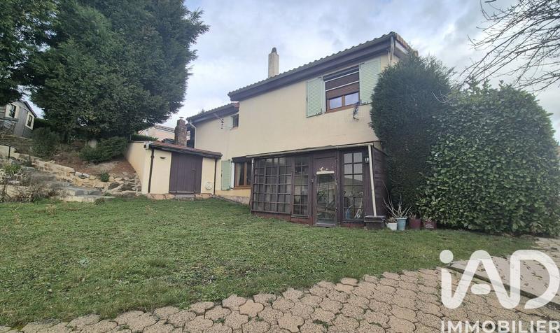 Maison - 90 m² - 3 pièces