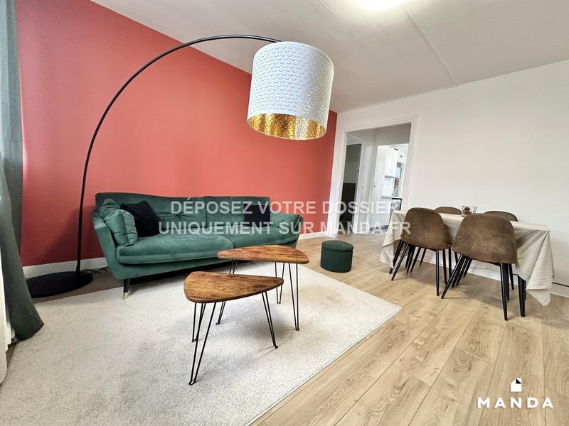 Chambre - 11 m² - 4 pièces