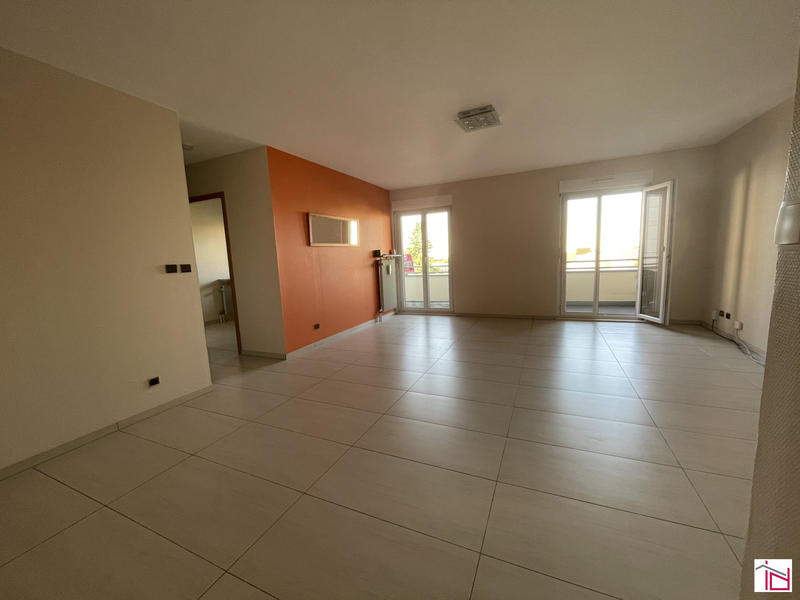 Appartement - 77 m² - 3 pièces