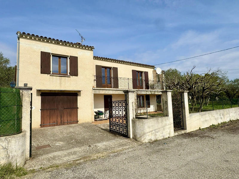 Maison - 145 m² - 6 pièces
