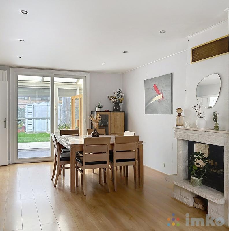 Maison - 93 m² - 5 pièces