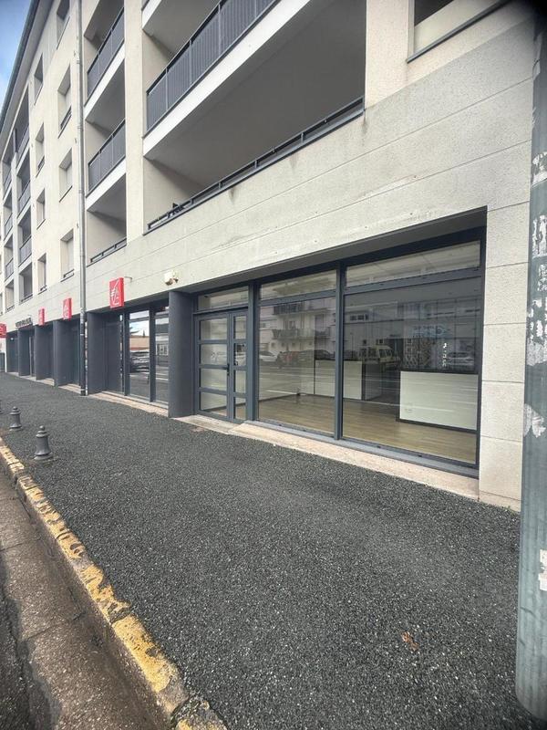 Local commercial - 120 m²