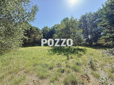 Terrain de loisirs - 3 762 m²