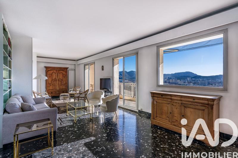 Appartement - 110 m² - 4 pièces