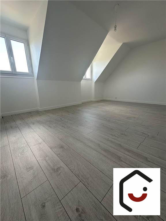 Appartement - 96 m² - 4 pièces