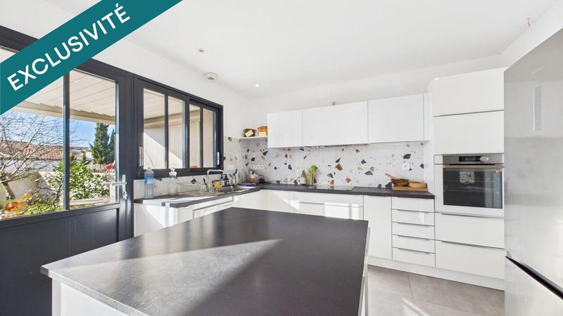 Maison - 135 m² - 5 pièces