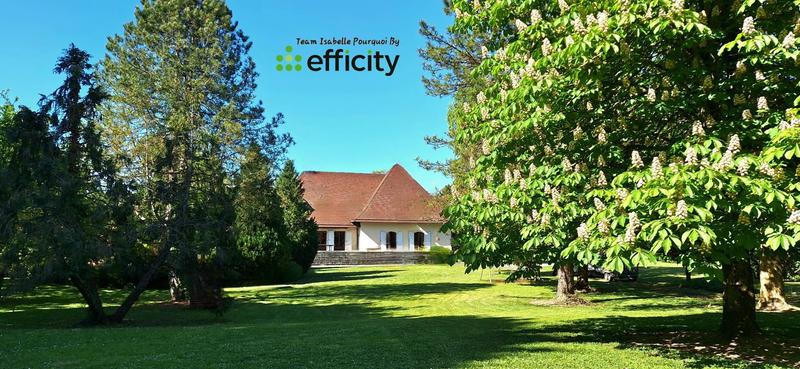 Demeure - 410 m² - 14 pièces