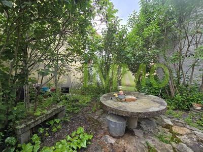 Maison - 150 m² - 8 pièces