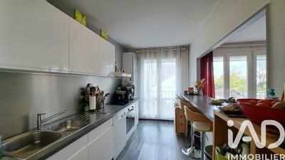 Appartement - 82 m² - 5 pièces