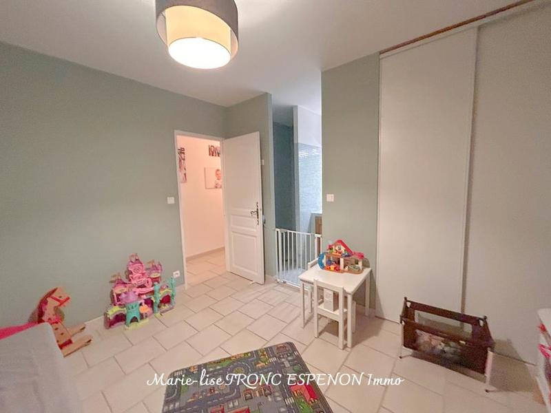 Maison - 152 m² - 7 pièces
